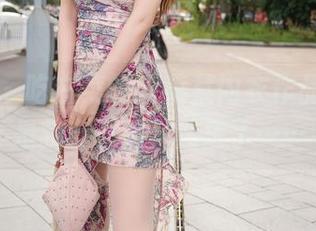 秀人网 – 吃白菜的vi菜菜内衣作品，结果是我自己陷入迷茫了……