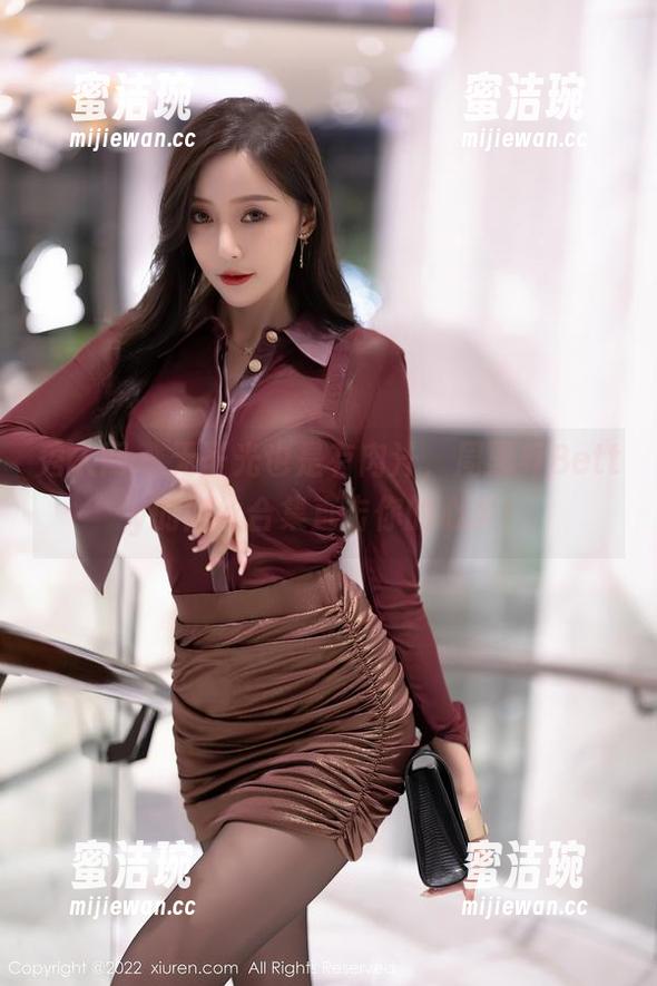秀人网-周思乔Betty 秀人网 - 无圣光也是有肉汁,周思乔Betty的肉丝合集直击你的心灵!