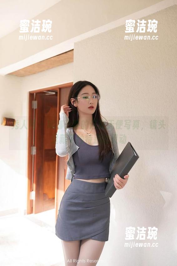 秀人网-娜娜子呀 秀人网 - 娜娜子呀的这张天使写真,镜头里藏了种特别的灵动