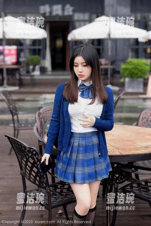 秀人网-安然 秀人网 - 安然比基尼合集来啦,私房创意一不小心溢出屏幕了