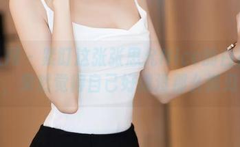 秀人网 – 紧盯这张张思允Nice的白衬衫图片，突然觉得自己好像没那么游刃有余