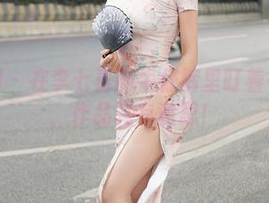 秀人网 – 在李七喜的牛仔裤里盯着一会儿，作品真有意思！