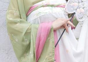 秀人网 – 收藏沐娜娜短裙，图库里的清新夏季气息？
