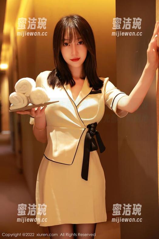 秀人网 - 灰丝作品分享：当沐沐baby说她的灰丝要来抢镜，所有的光都齐刷刷地转向她。