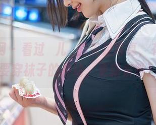 秀人网 – 看过玥儿玥的美足写真，有种想要穿袜子的冲动，更新来啦！