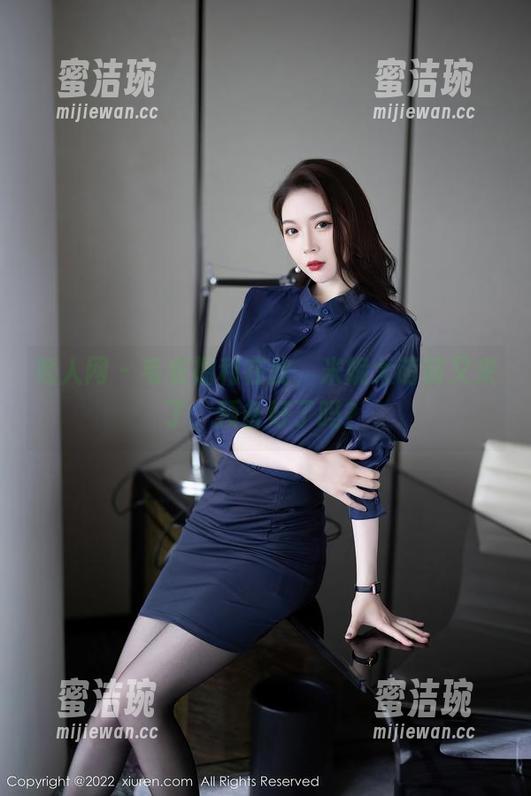 秀人网-米妮大萌萌 秀人网 - 毛衣福利在此,米妮大萌萌又来了,预备好了吗?