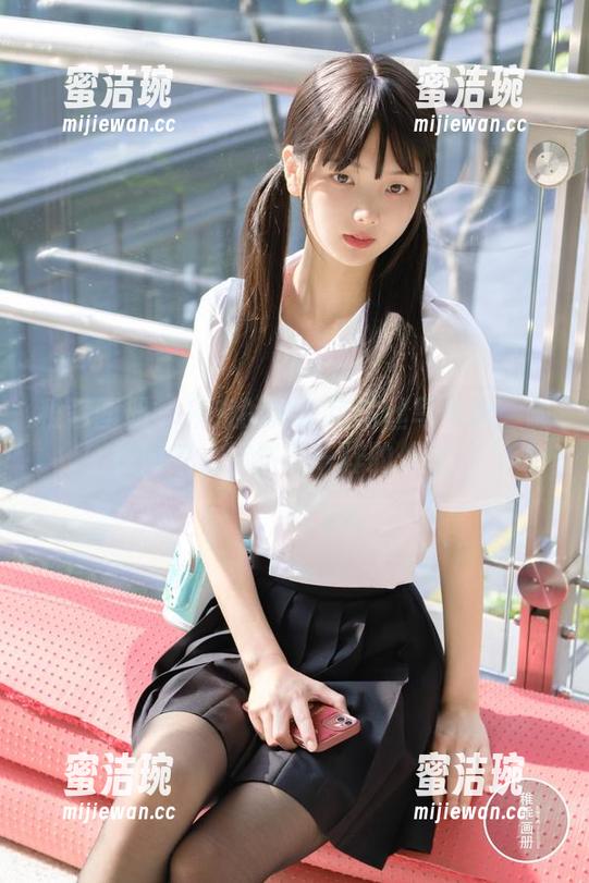 稚乖画册 - 夜夜的停车场肉丝写真集：随性而来，果然不一样的体验！