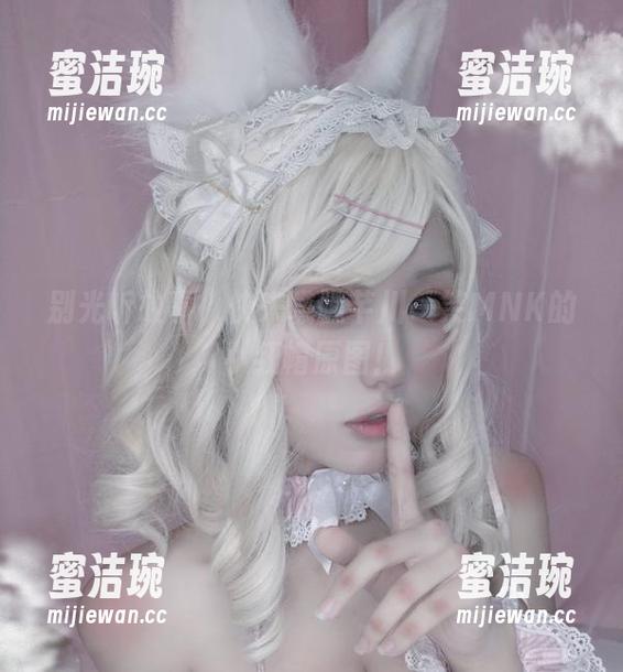 芊川一笑MNK 别光听故事,快来瞧瞧芊川一笑MNK的小红帽原图!