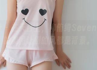 菠萝社 – 在天台上，柳侑绮Sevenbaby的美图让别的风都是背景。