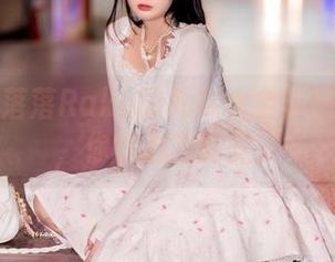 冷静！落落Raku的死库水全套图集来了，你的心方能安宁