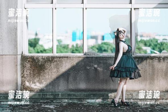 落落Raku与女孩们的合集：她们的灵魂自由飞舞
