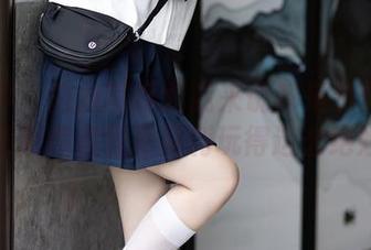 语画界 – 白丝写真对我来说都是贵族待遇，感谢程程程把福利玩得这么绝妙。
