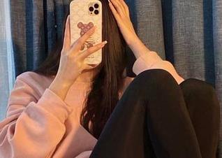 微密圈 – 软妹小九九夏日全集等你来下载，快来体验吧，后果自负哦。